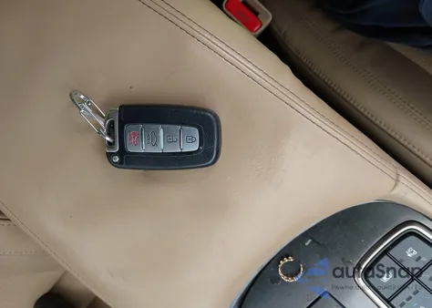 2013 Hyundai Azera from USA, damaged, VIN KMHFH4JG9DA247602